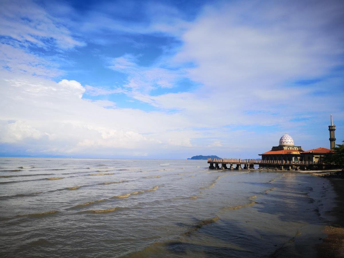Putra Brasmana Hotel Kuala Perlis Exterior photo