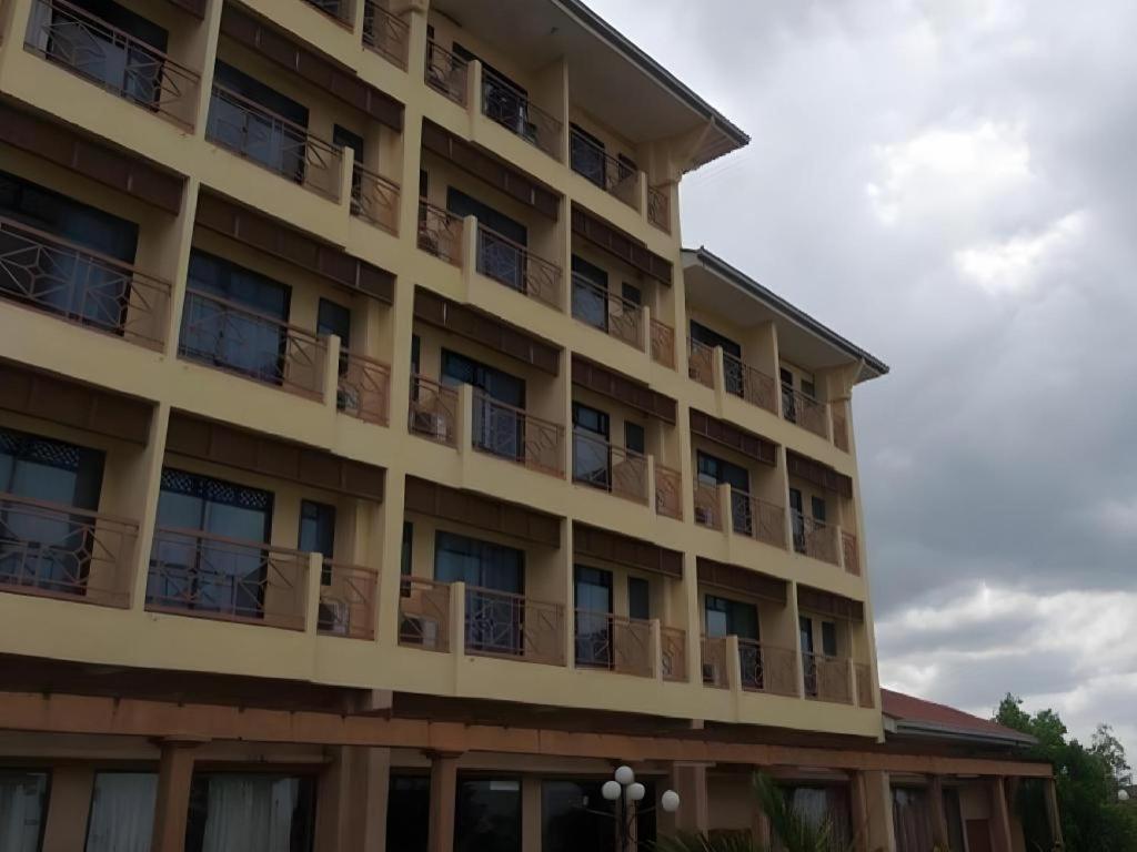 Putra Brasmana Hotel Kuala Perlis Exterior photo