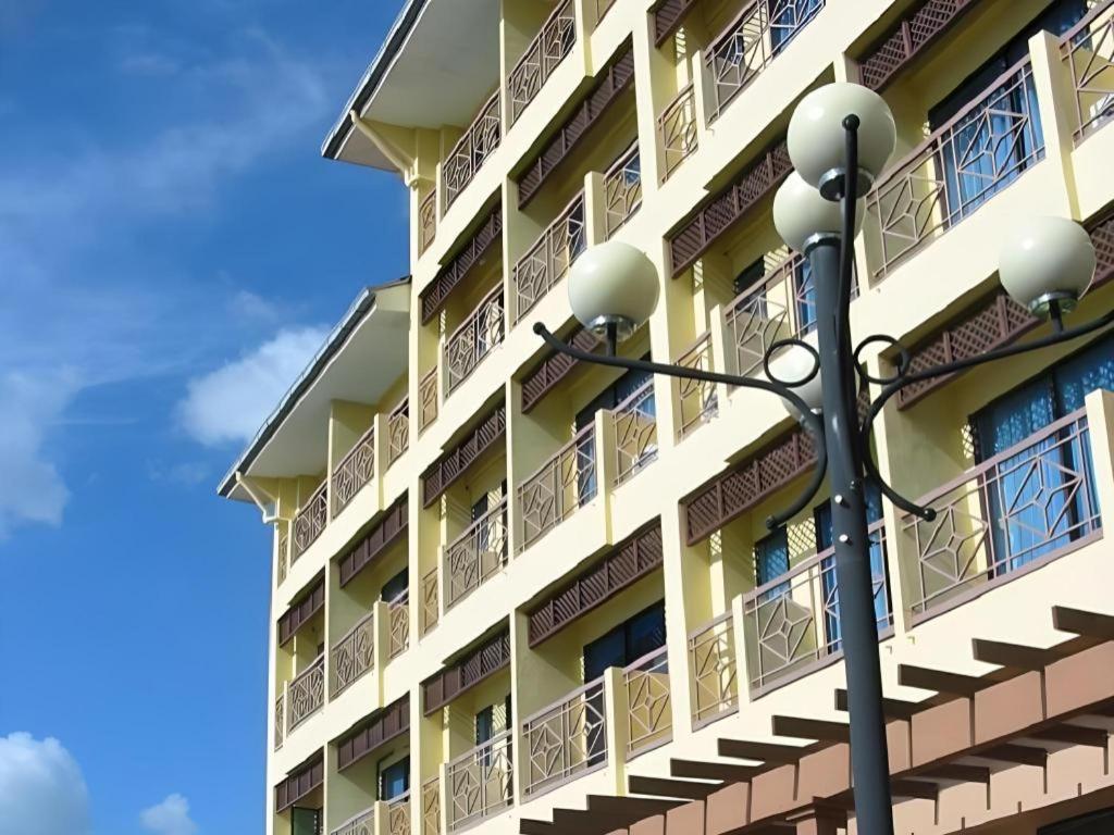 Putra Brasmana Hotel Kuala Perlis Exterior photo