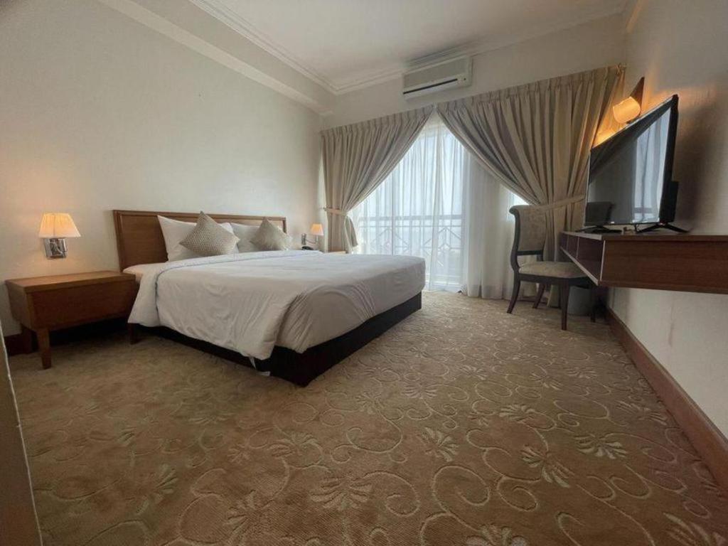 Putra Brasmana Hotel Kuala Perlis Exterior photo