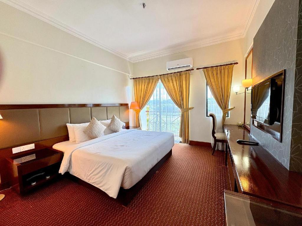 Putra Brasmana Hotel Kuala Perlis Exterior photo